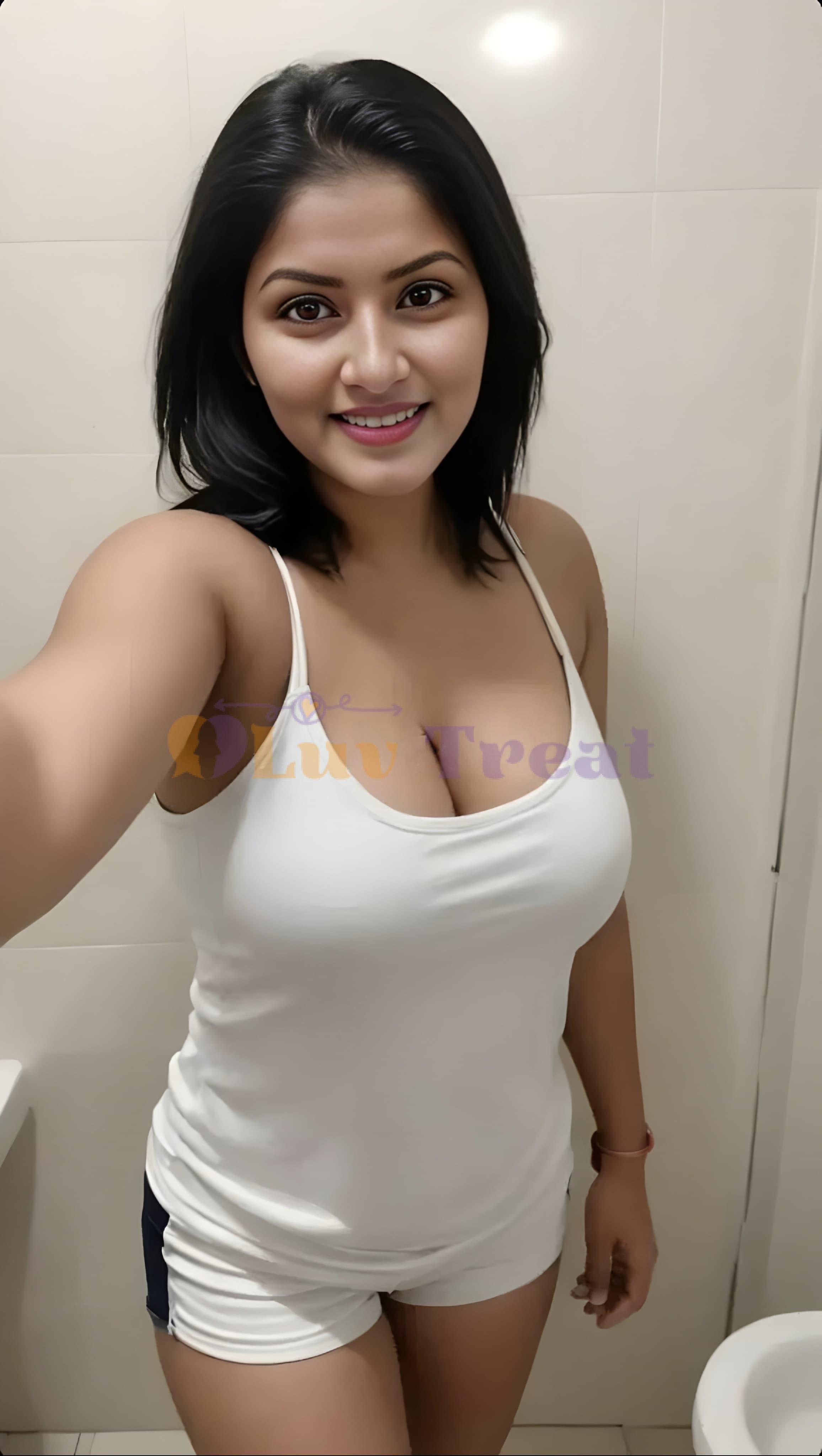 Most attractive and young call girls service provide 