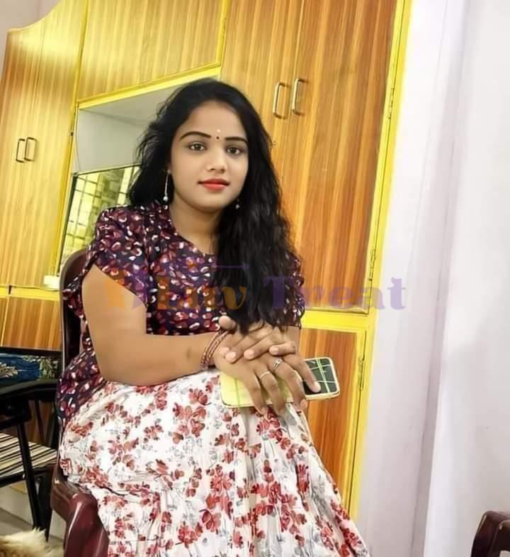 Cash payment service available here including home and hotel 