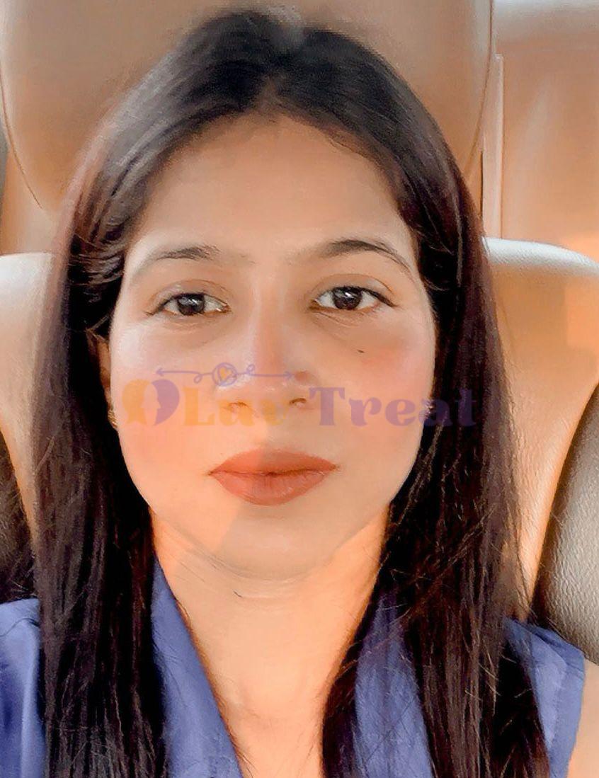 Pune call girl